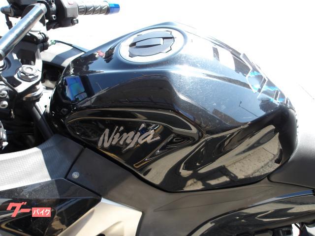 カワサキ Ninja 400 2018年モデル ABS インジェクション 水冷2気筒エンジン搭載 写真37