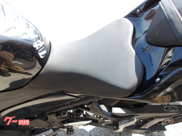 カワサキ Ninja 400 2018年モデル ABS インジェクション 水冷2気筒エンジン搭載 写真41