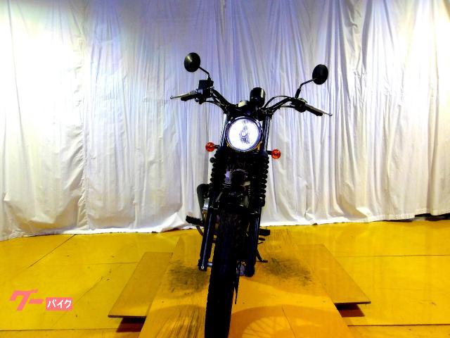 スズキ グラストラッカー 2007年モデル キャブレター 空冷単気筒エンジン 写真3
