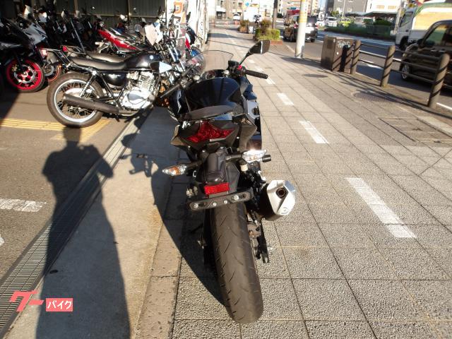 カワサキ Ninja 400 2018年モデル インジェクション 水冷2気筒エンジン搭載 写真4