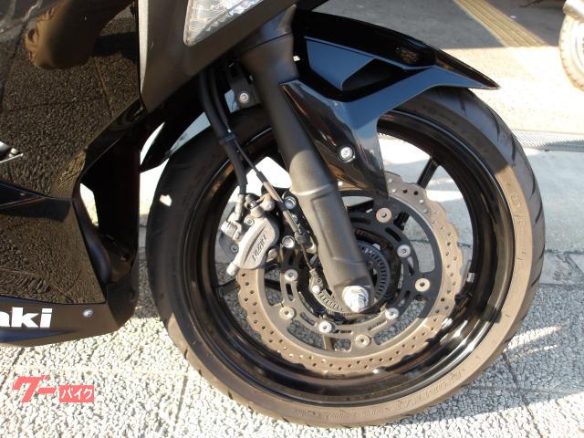 カワサキ Ninja 400 2018年モデル インジェクション 水冷2気筒エンジン搭載 写真14