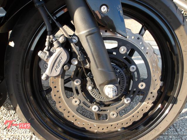 カワサキ Ninja 400 2018年モデル インジェクション 水冷2気筒エンジン搭載 写真15
