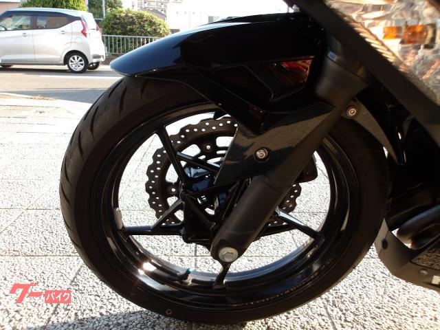 カワサキ Ninja 400 2018年モデル インジェクション 水冷2気筒エンジン搭載 写真45