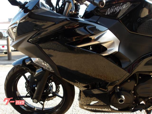 カワサキ Ninja 400 2018年モデル インジェクション 水冷2気筒エンジン搭載 写真46