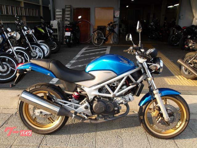 ホンダ VTR250 2009年モデル インジェクション 水冷2気筒エンジン搭載 写真1