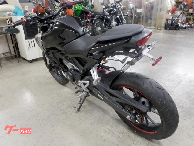 ホンダ CB125R 2018年モデル インジェクション 水冷単気筒エンジン 写真7