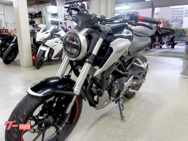 ホンダ CB125R 2018年モデル インジェクション 水冷単気筒エンジン 写真8