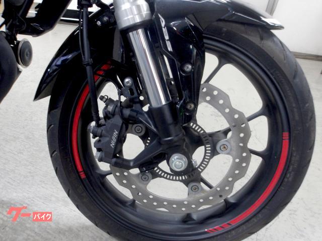 ホンダ CB125R 2018年モデル インジェクション 水冷単気筒エンジン 写真9