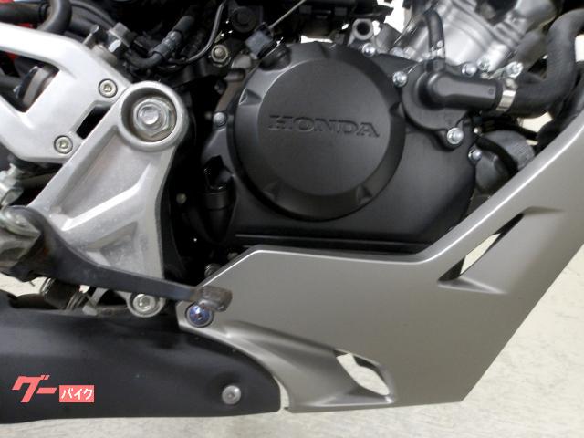 ホンダ CB125R 2018年モデル インジェクション 水冷単気筒エンジン 写真17