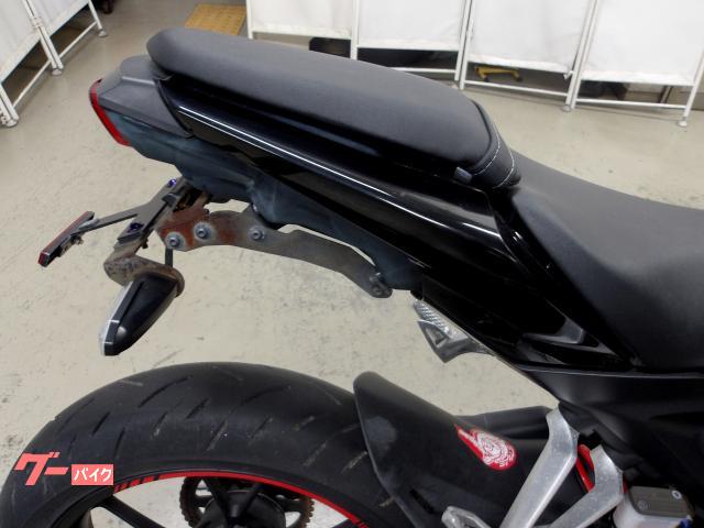 ホンダ CB125R 2018年モデル インジェクション 水冷単気筒エンジン 写真20