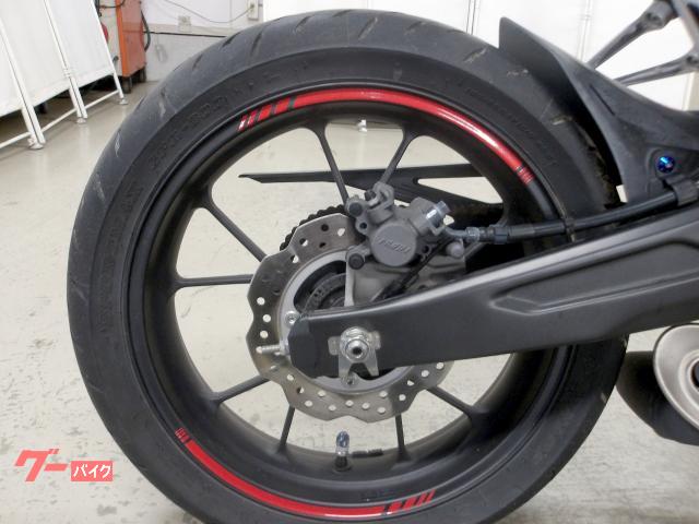ホンダ CB125R 2018年モデル インジェクション 水冷単気筒エンジン 写真22