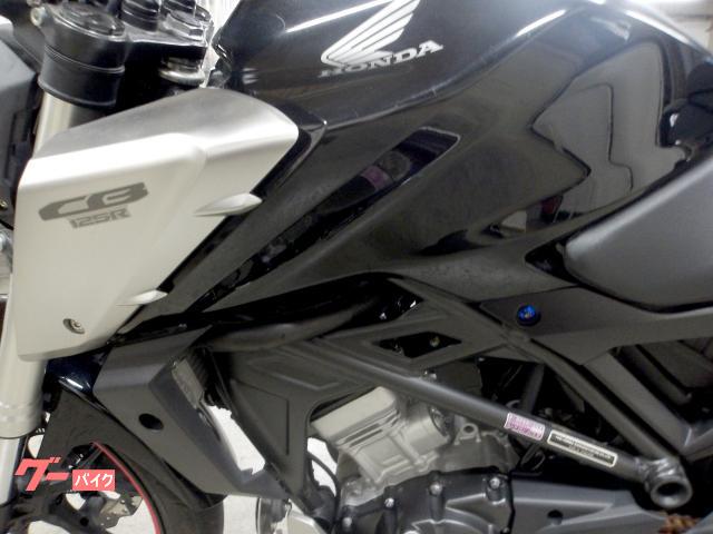 ホンダ CB125R 2018年モデル インジェクション 水冷単気筒エンジン 写真29