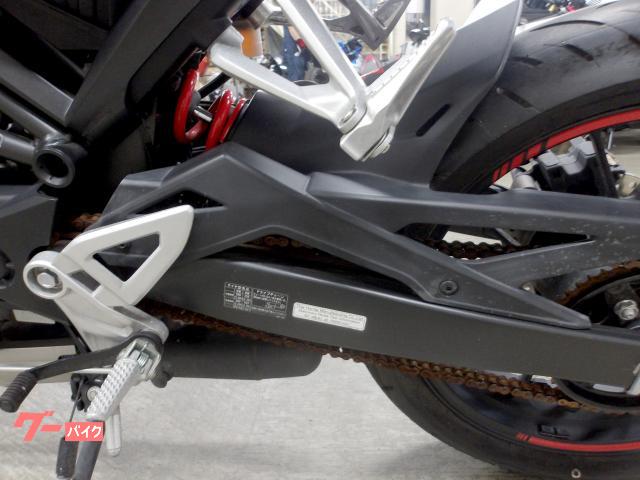 ホンダ CB125R 2018年モデル インジェクション 水冷単気筒エンジン 写真36