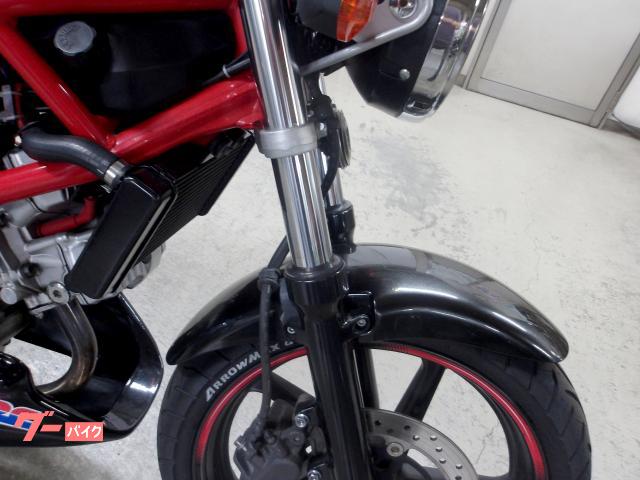 ホンダ VTR250 2011年モデル インジェクション 水冷2気筒エンジン搭載 写真10