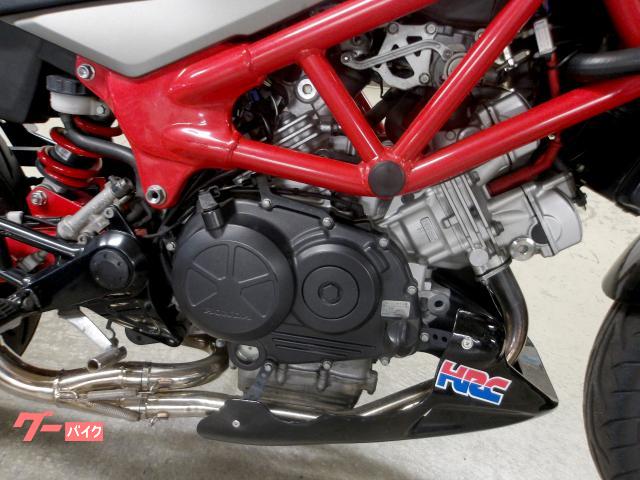 ホンダ VTR250 2011年モデル インジェクション 水冷2気筒エンジン搭載 写真14