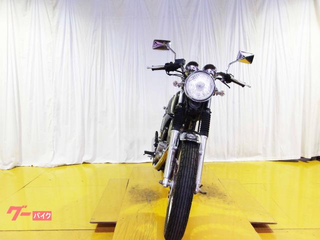 ヤマハ SR400 2001年モデル キャブレター 空冷単気筒エンジン 写真3
