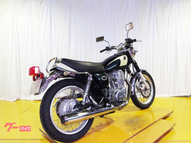ヤマハ SR400 2001年モデル キャブレター 空冷単気筒エンジン 写真8