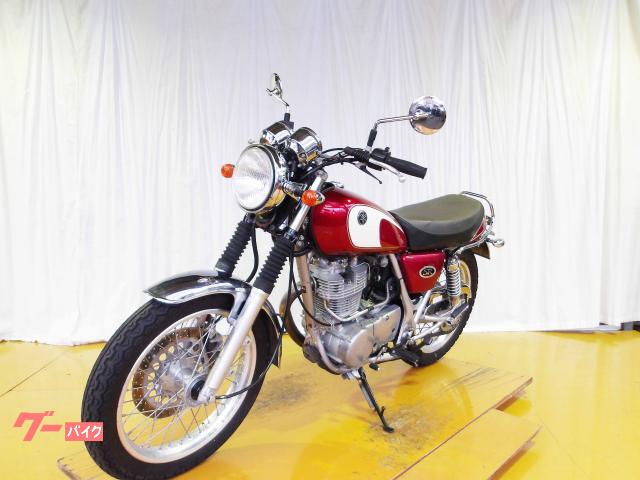 ヤマハ SR400 2005年モデル キャブレター 空冷単気筒エンジン 写真4