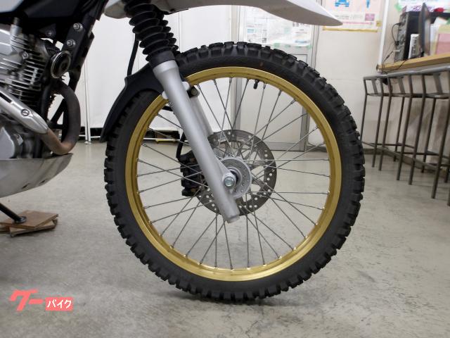 ヤマハ セロー250 2017年モデル インジェクション 空冷単気筒エンジン 写真9