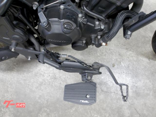 ホンダ レブル250 2021年モデル モリワキサイレンサー ステップ ビキニカウル 写真18