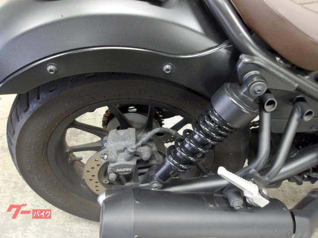 ホンダ レブル250 2021年モデル モリワキサイレンサー ステップ ビキニカウル 写真21