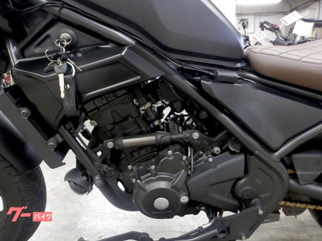 ホンダ レブル250 2021年モデル モリワキサイレンサー ステップ ビキニカウル 写真30