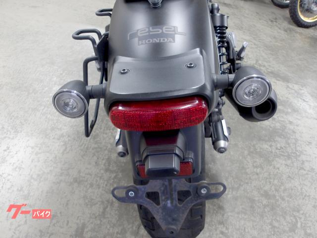 ホンダ レブル250 2021年モデル モリワキサイレンサー ステップ ビキニカウル 写真42