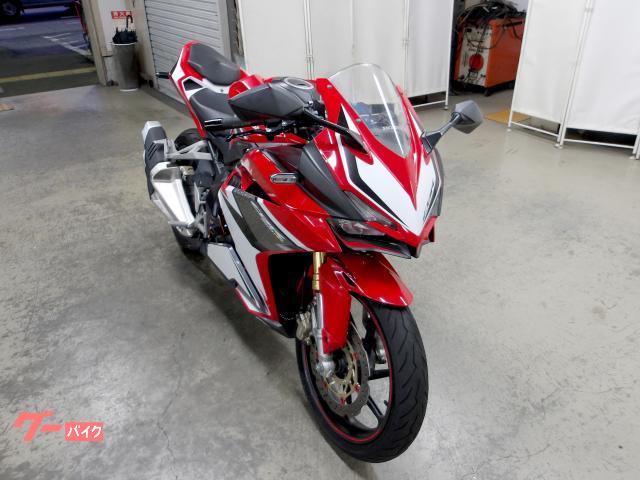 ホンダ CBR250RR 2017年モデル インジェクション 水冷2気筒エンジン搭載 写真5