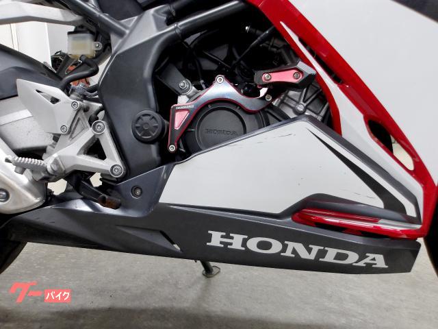 ホンダ CBR250RR 2017年モデル インジェクション 水冷2気筒エンジン搭載 写真17