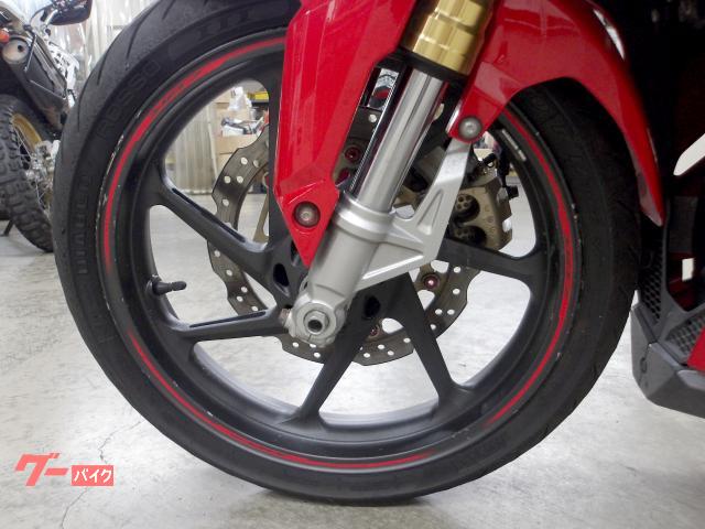 ホンダ CBR250RR 2017年モデル インジェクション 水冷2気筒エンジン搭載 写真27