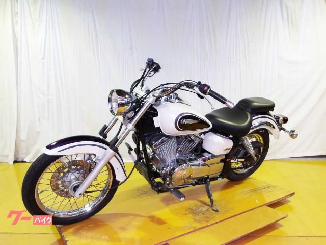 ヤマハ ドラッグスター２５０　　２００１年モデル　キャブレター　空冷２気筒エンジン搭載 写真4