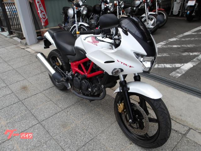 ホンダ VTR250F 2013年モデル インジェクション 水冷2気筒エンジン搭載 写真5