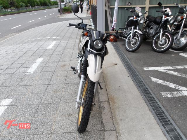 ヤマハ セロー２５０　２０１７年　インジェクション　空冷単気筒エンジン 写真2