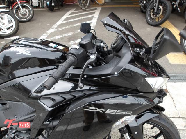 カワサキ Ｎｉｎｊａ　ＺＸ−２５Ｒ　２０２２年モデル　ＡＢＳ　純正スペアキー　インジェクション　水冷４気筒エンジン搭載 写真6