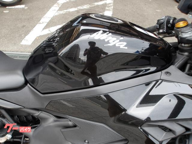 カワサキ Ｎｉｎｊａ　ＺＸ−２５Ｒ　２０２２年モデル　ＡＢＳ　純正スペアキー　インジェクション　水冷４気筒エンジン搭載 写真7