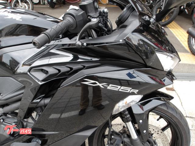 カワサキ Ｎｉｎｊａ　ＺＸ−２５Ｒ　２０２２年モデル　ＡＢＳ　純正スペアキー　インジェクション　水冷４気筒エンジン搭載 写真11