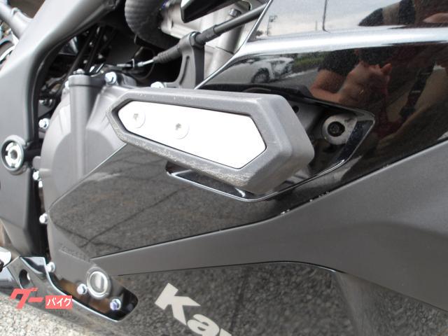 カワサキ Ｎｉｎｊａ　ＺＸ−２５Ｒ　２０２２年モデル　ＡＢＳ　純正スペアキー　インジェクション　水冷４気筒エンジン搭載 写真16
