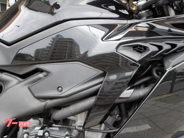 カワサキ Ｎｉｎｊａ　ＺＸ−２５Ｒ　２０２２年モデル　ＡＢＳ　純正スペアキー　インジェクション　水冷４気筒エンジン搭載 写真17