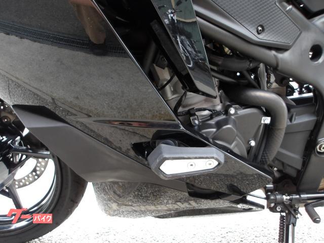 カワサキ Ｎｉｎｊａ　ＺＸ−２５Ｒ　２０２２年モデル　ＡＢＳ　純正スペアキー　インジェクション　水冷４気筒エンジン搭載 写真46