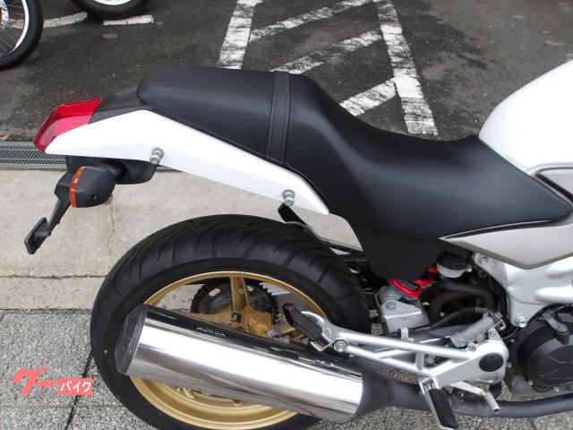 ホンダ ＶＴＲ２５０　２００９年モデル　インジェクション　水冷２気筒エンジン搭載 写真8