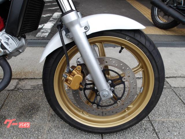 ホンダ ＶＴＲ２５０　２００９年モデル　インジェクション　水冷２気筒エンジン搭載 写真9