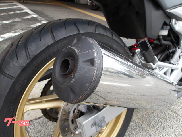 ホンダ ＶＴＲ２５０　２００９年モデル　インジェクション　水冷２気筒エンジン搭載 写真26