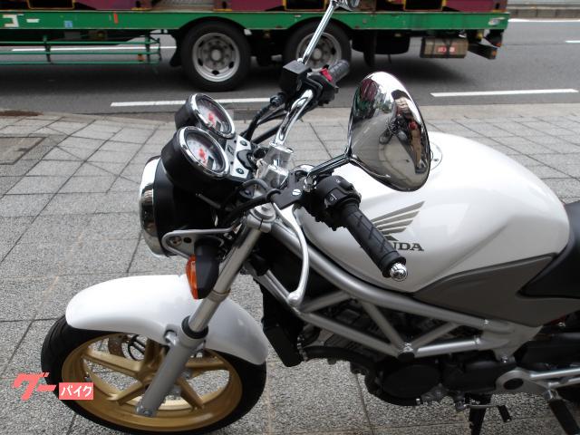 ホンダ ＶＴＲ２５０　２００９年モデル　インジェクション　水冷２気筒エンジン搭載 写真44
