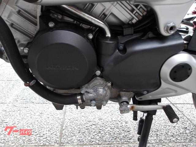 ホンダ ＶＴＲ２５０　２００９年モデル　インジェクション　水冷２気筒エンジン搭載 写真51