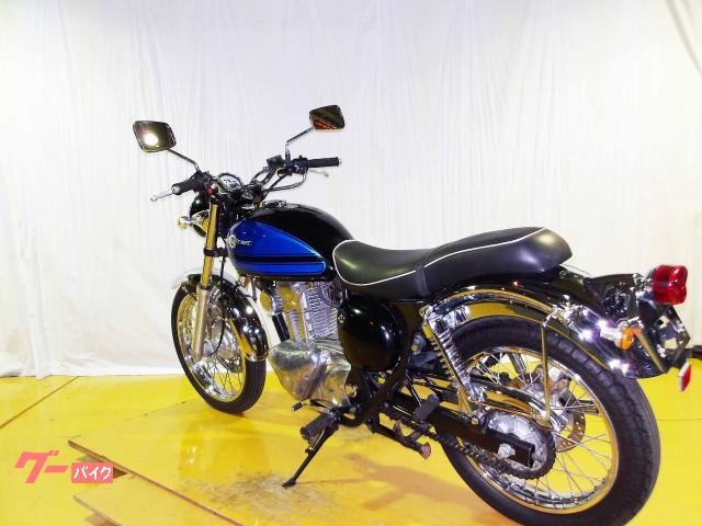 カワサキ エストレヤ　２００１年モデル　キャブレター　空冷単気筒エンジン 写真6