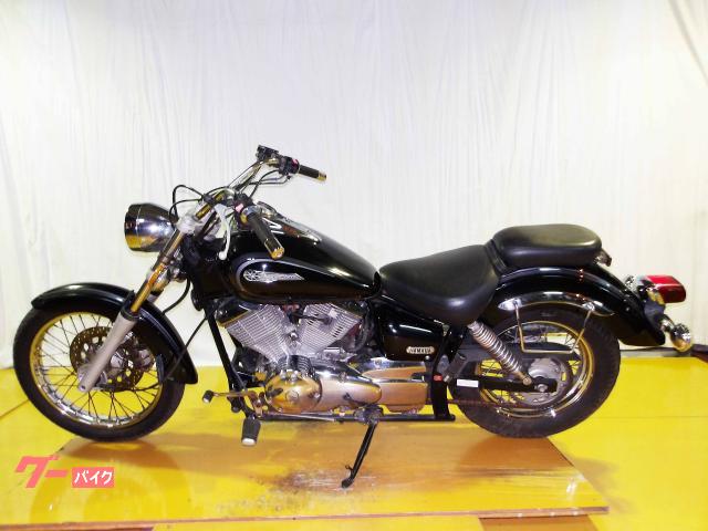ヤマハ ドラッグスター２５０　２００５年モデル　キャブレター　空冷２気筒エンジン搭載 写真5
