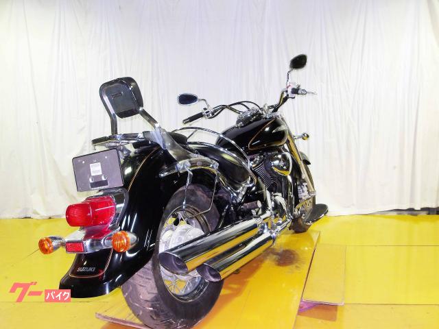 スズキ イントルーダークラシック 2003年モデル バックレスト サイドキャリア キャブレター車 水冷2気筒エンジン搭載 写真8